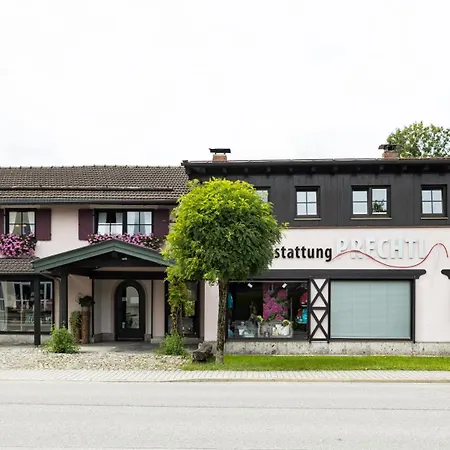 Gaestehaus Sattlerhof Гостевой дом *